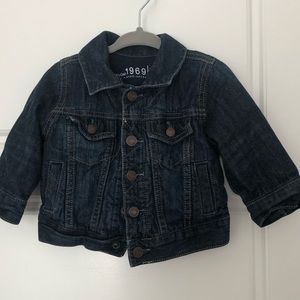 EUC BabyGap Jean Jacket 6-12 months